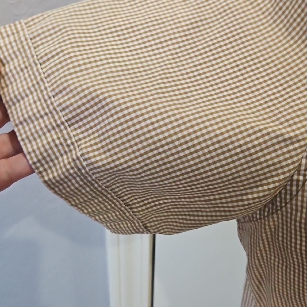 Banana Republic Men's Brown Checkered Button Down Shirt - Picture 4 of 10